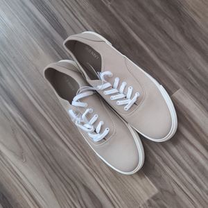 Old Navy Taupe Sneakers Size 10